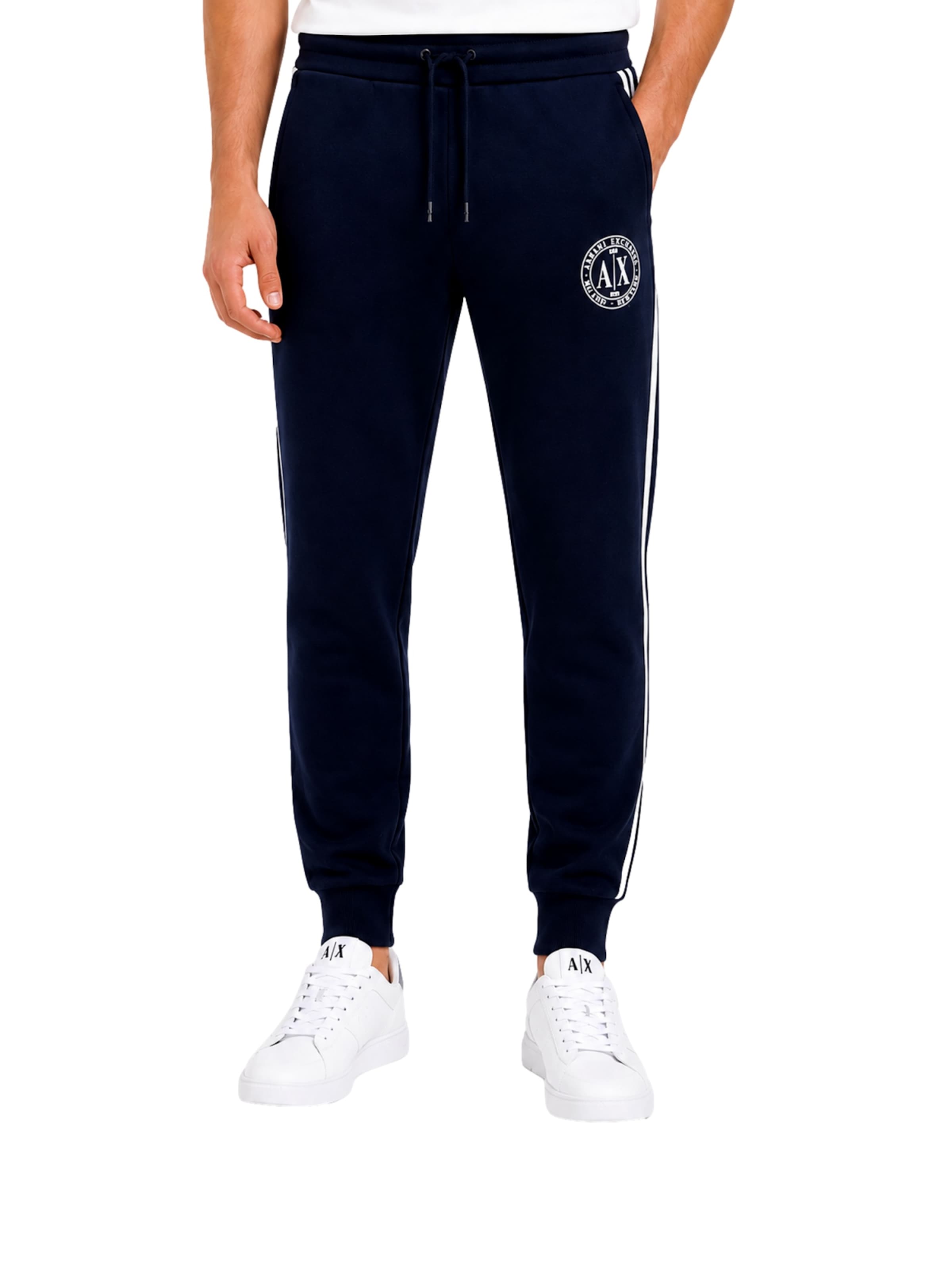 Tapered Pantaloni di Emporio Armani in blu: frontale