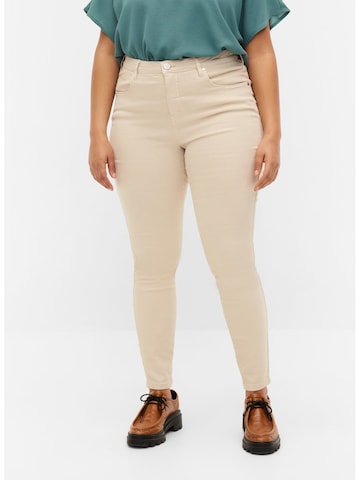 Zizzi Slimfit Jeans 'Amy' in Beige: voorkant