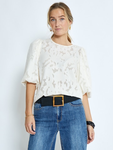 Peppercorn Bluse 'Gyda' in Grau: Vorderseite