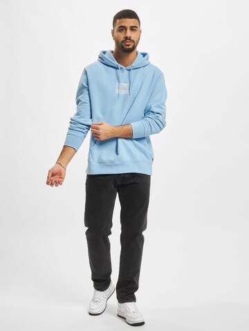 LEVI'S ® Sweatshirt in Blau