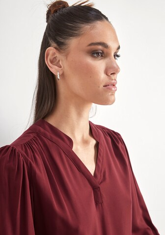 HECHTER PARIS Blouse in Red