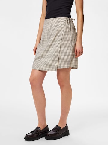 PIECES Skirt 'PCPia' in Black: front