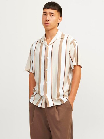 Comfort fit Camicia 'Palma Resort' di JACK & JONES in arancione: frontale