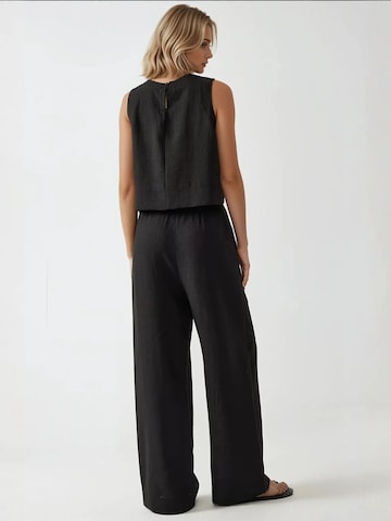 Pantalons de tailleur Hiccup en noir
