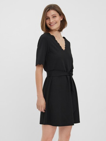 VERO MODA - Vestido 'Wendy' en negro: frente