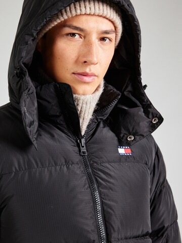Tommy Jeans Winterjas 'Alaska' in Zwart