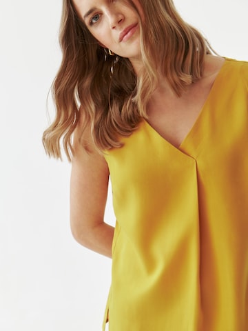 TATUUM - Blusa 'Kalia' en amarillo