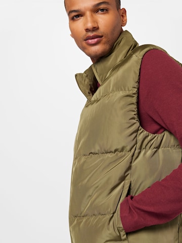 BURTON MENSWEAR LONDON Bodywarmer in Groen