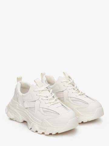 ES8 Sneaker low '123-3' in Beige: Vorderseite