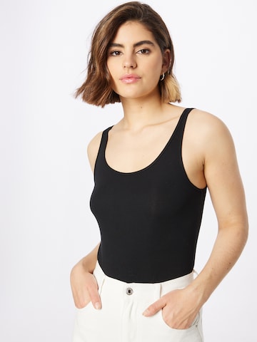 GAP Top in Black: front