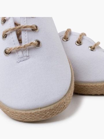Pisamonas Lage schoen in Wit