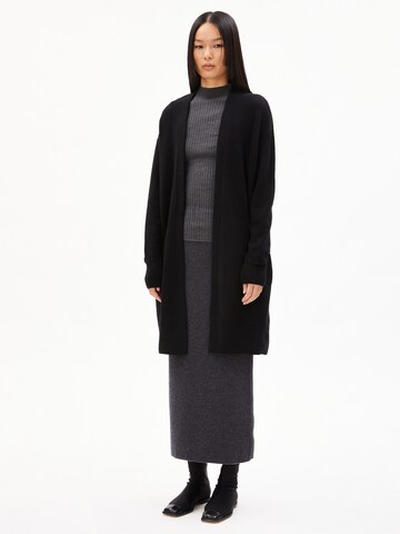 Cardigan 'Kassandraa' ARMEDANGELS en noir