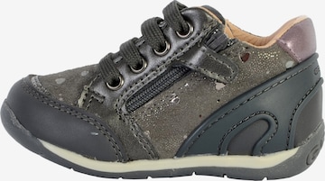 GEOX Sneakers in Grey: front