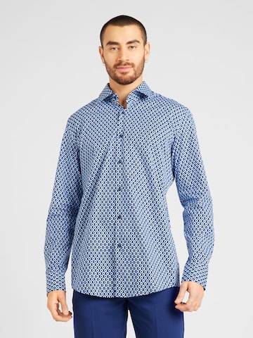 Coupe regular Chemise 'HANK' BOSS Black en bleu : devant