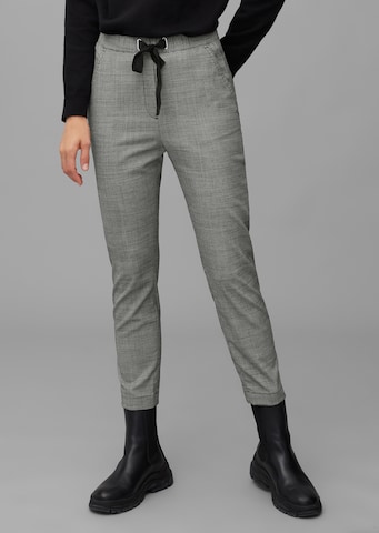 Marc O'Polo Tapered Pants in Grey: front