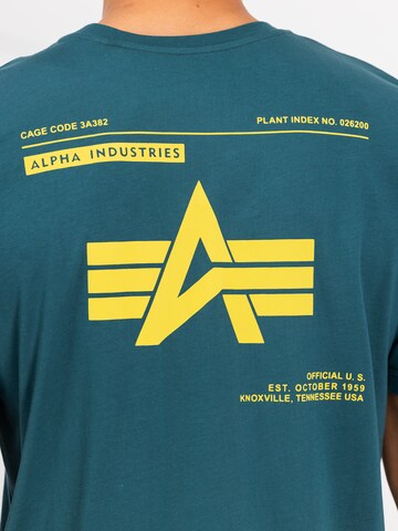 ALPHA INDUSTRIES Bluser & t-shirts i grøn