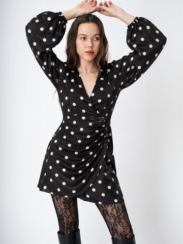 Robe ' Rosellecras ' Crās en noir : devant