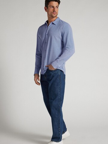 IUMAN Intimissimi Regular fit Button Up Shirt in Blue