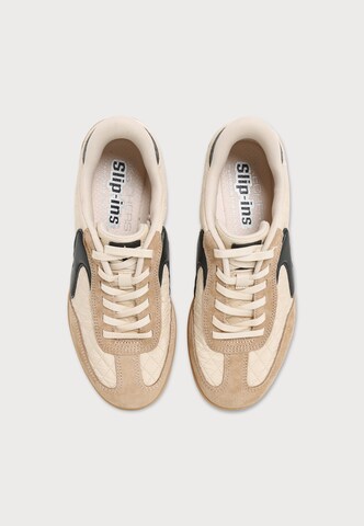 SKECHERS Ниски маратонки 'HOTSHOT-SOFT LUXE' в бяло