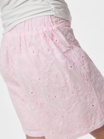 regular Pantaloni di PIECES in rosa