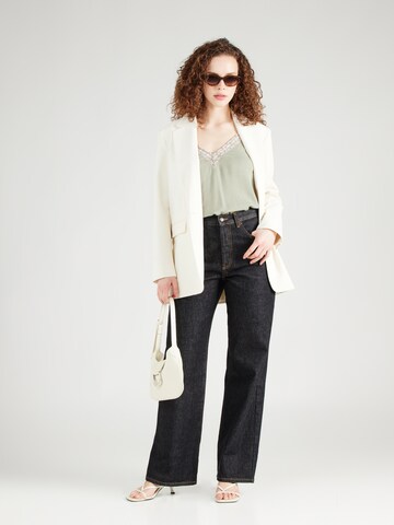 Top 'Taira' di ABOUT YOU in verde