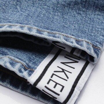 Calvin Klein Jeans 33 in Blau