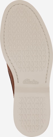 CLARKS Veterschoen 'Atticus' in Bruin