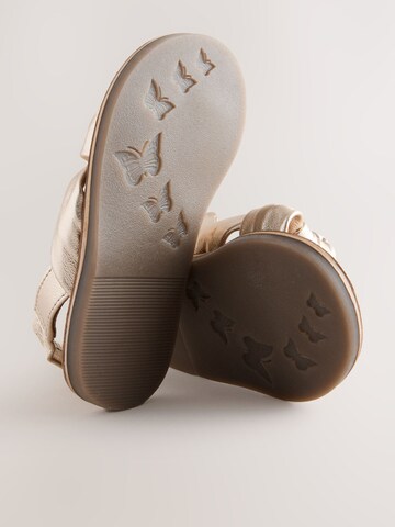 Next Szandálok - arany