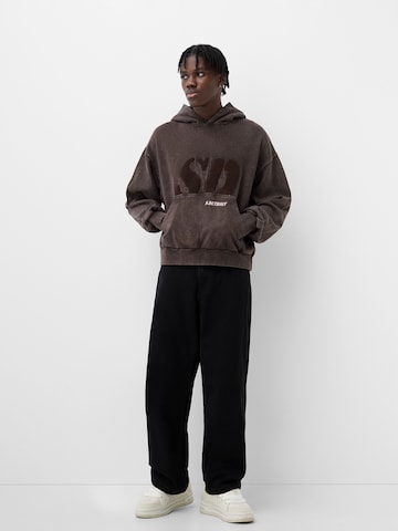 Bershka Sweatshirt in Brown