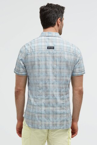 CAMP DAVID Slim fit Button Up Shirt in Green