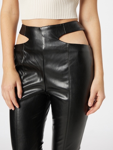 Coupe slim Pantalon Misspap en noir