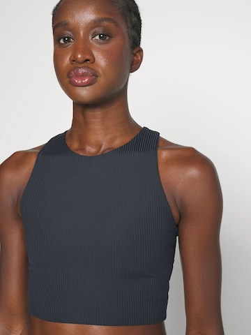 Girlfriend Collective Sport bh ' Rib ' in Zwart