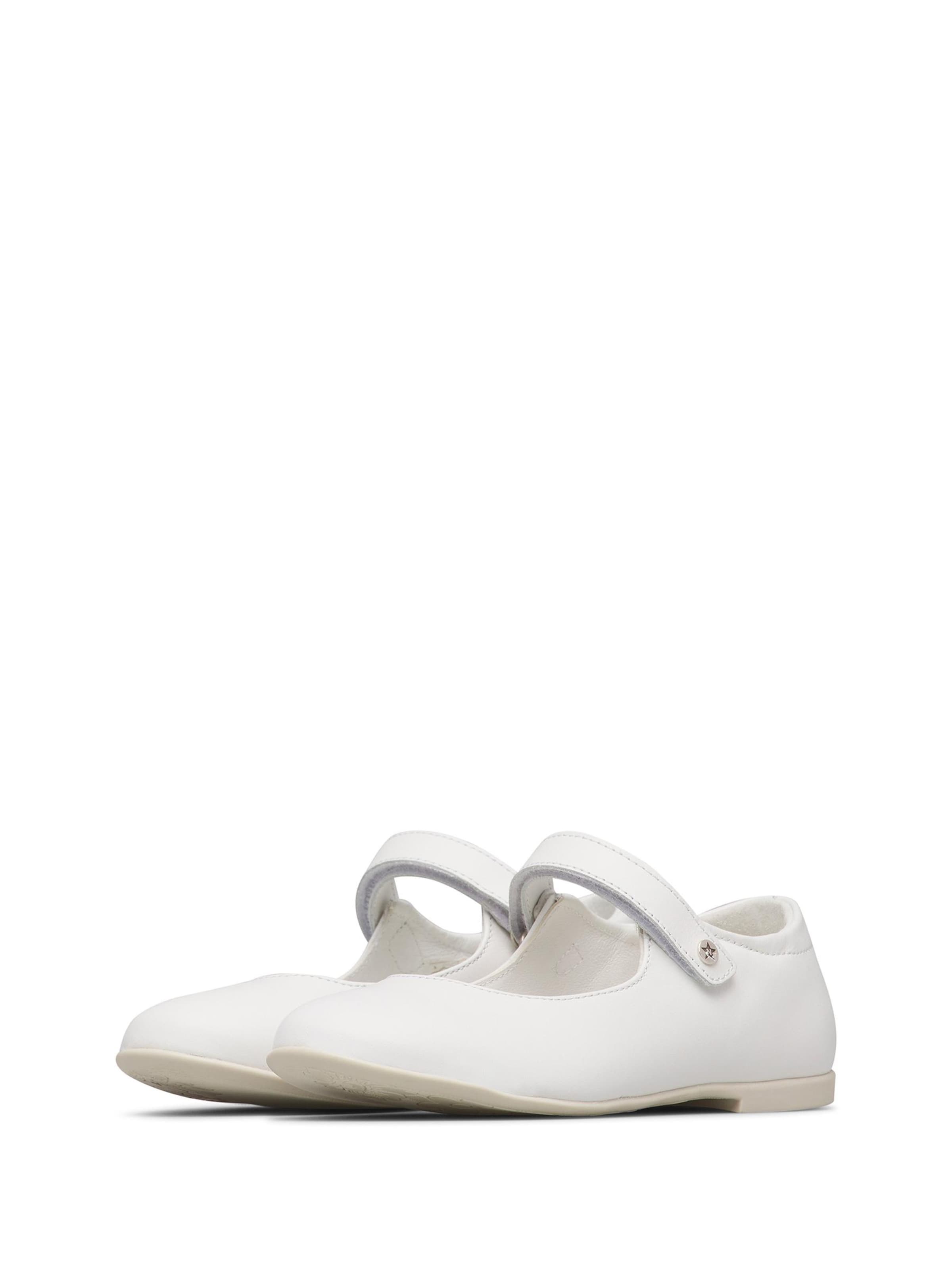 Ballerines 'DARLING' NATURINO en blanc