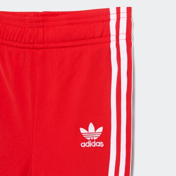 ADIDAS ORIGINALS Štandardný strih Joggingová súprava 'Adicolor' - Červená