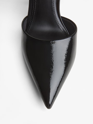 Décolleté sling di Bershka in nero