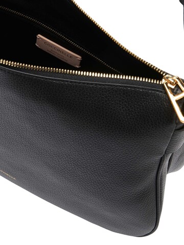 Coccinelle Schultertasche 'COCCINELLE MAGIE' in Schwarz
