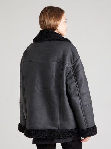 TOPSHOP Winter jacket in Black