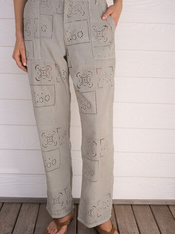 Next Regular Hose in Grün