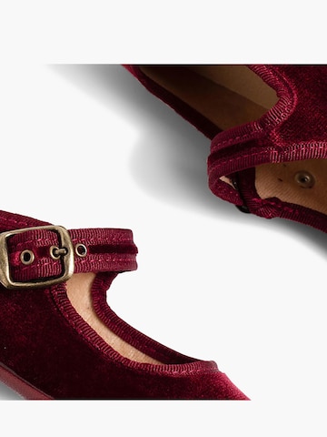 Pisamonas - Zapatos bajos en rojo