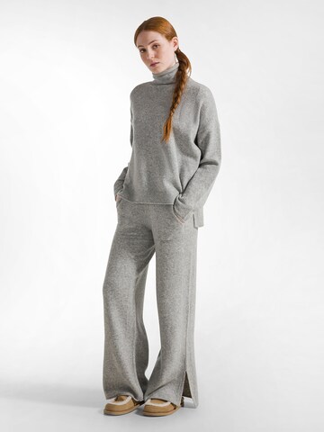 DEHA Wide leg Trousers in Grey: front