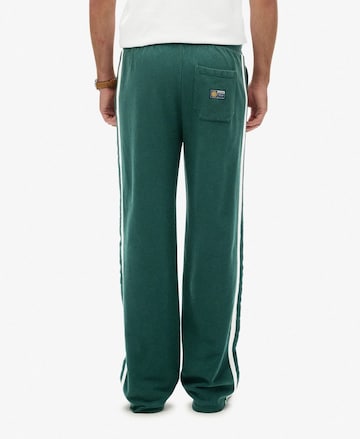 Loosefit Pantalon 'Athletic Fives' Superdry & Co en vert