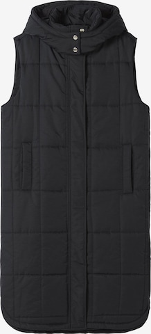 Gilet di Bershka in nero: frontale