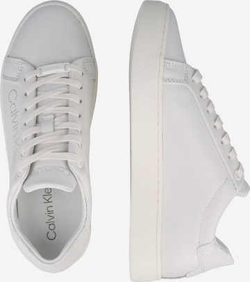 Calvin Klein - Zapatillas deportivas bajas en blanco