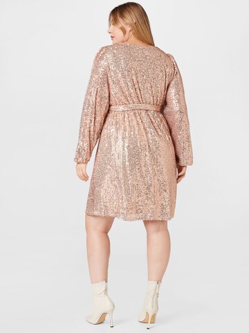 Dorothy Perkins Curve - Vestido en oro