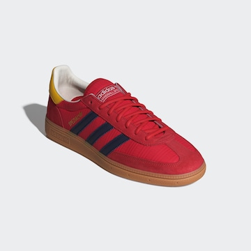 ADIDAS ORIGINALS Sneakers laag 'Handball Spezial' in Rood
