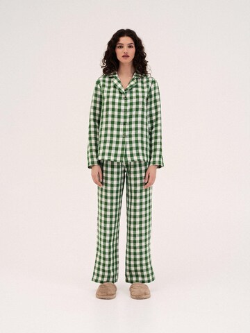 AmourLinen - Pijama 'Nightly' en verde: frente
