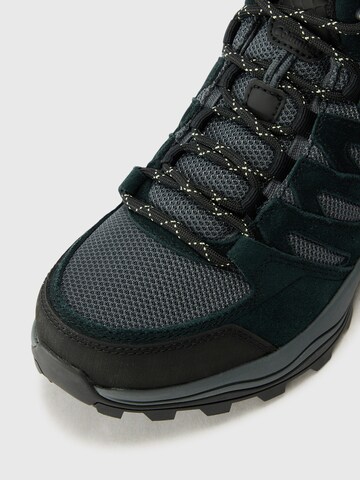 melns COLUMBIA Klasiski zābaki 'REDMOND™ IV'