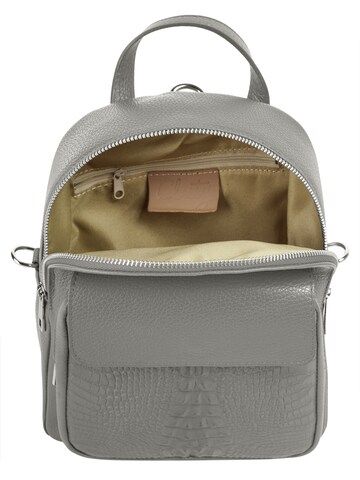 Cluty Backpack in Grey