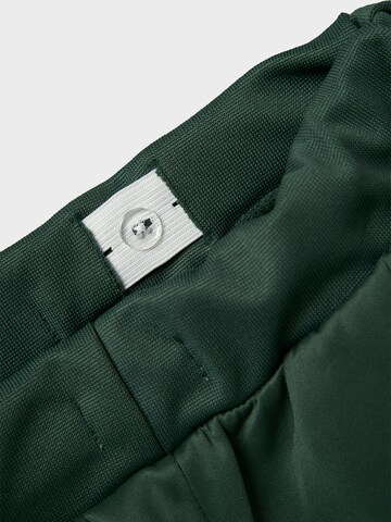 NAME IT Конический (Tapered) Штаны 'NKMLANCER' в Зеленый