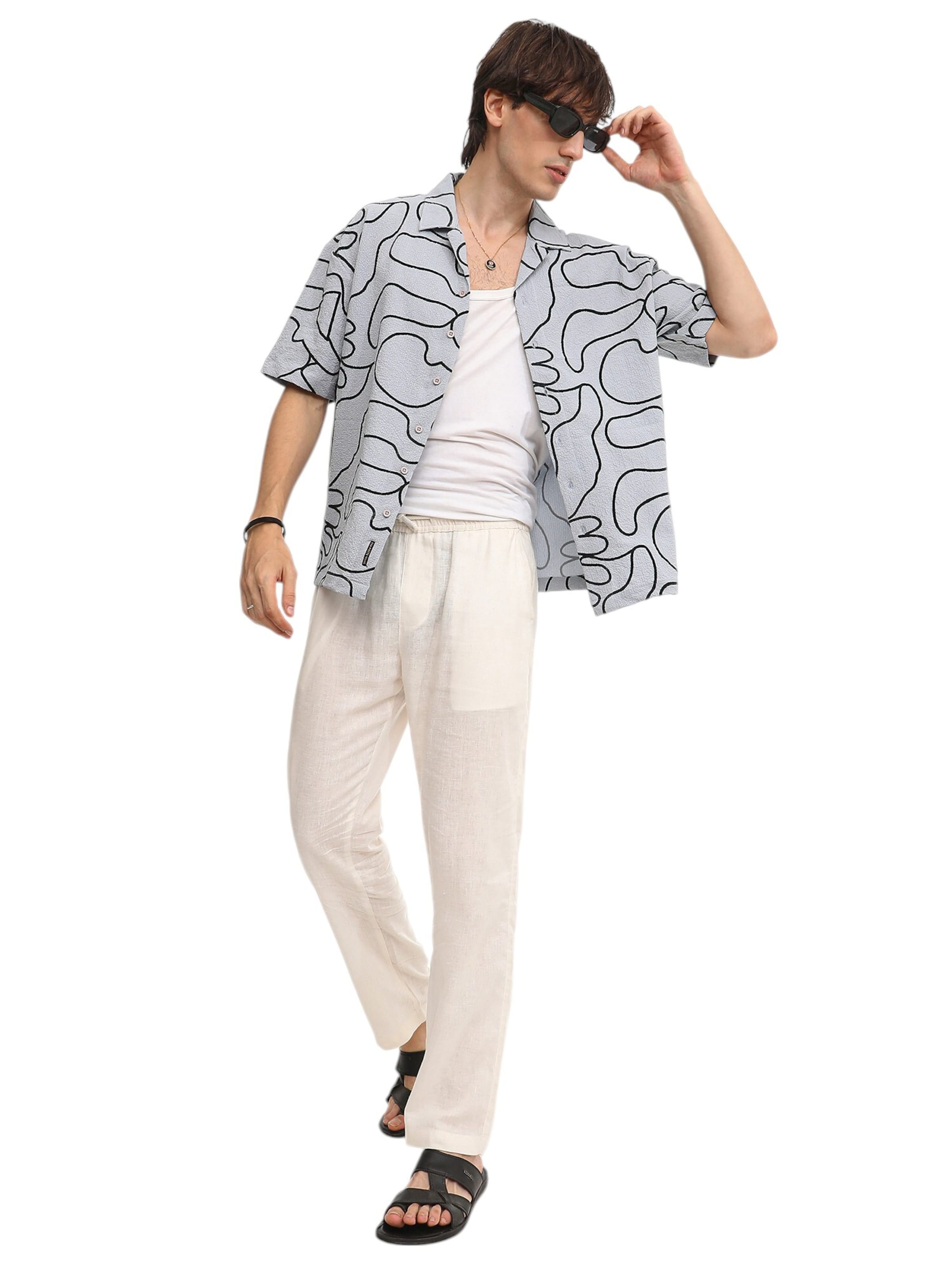 Comfort Fit Cămașă ' Totty ' de la Campus Sutra pe gri